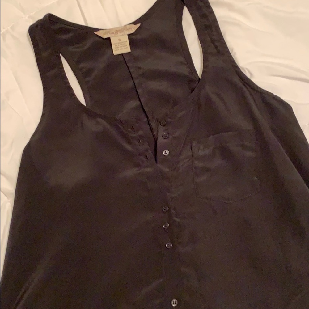 black tunic tank